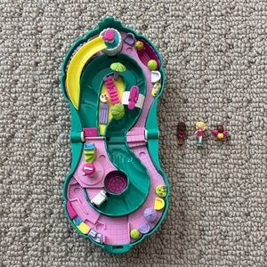 Polly Pocket Splash and Slide 1995 Bluebird toys